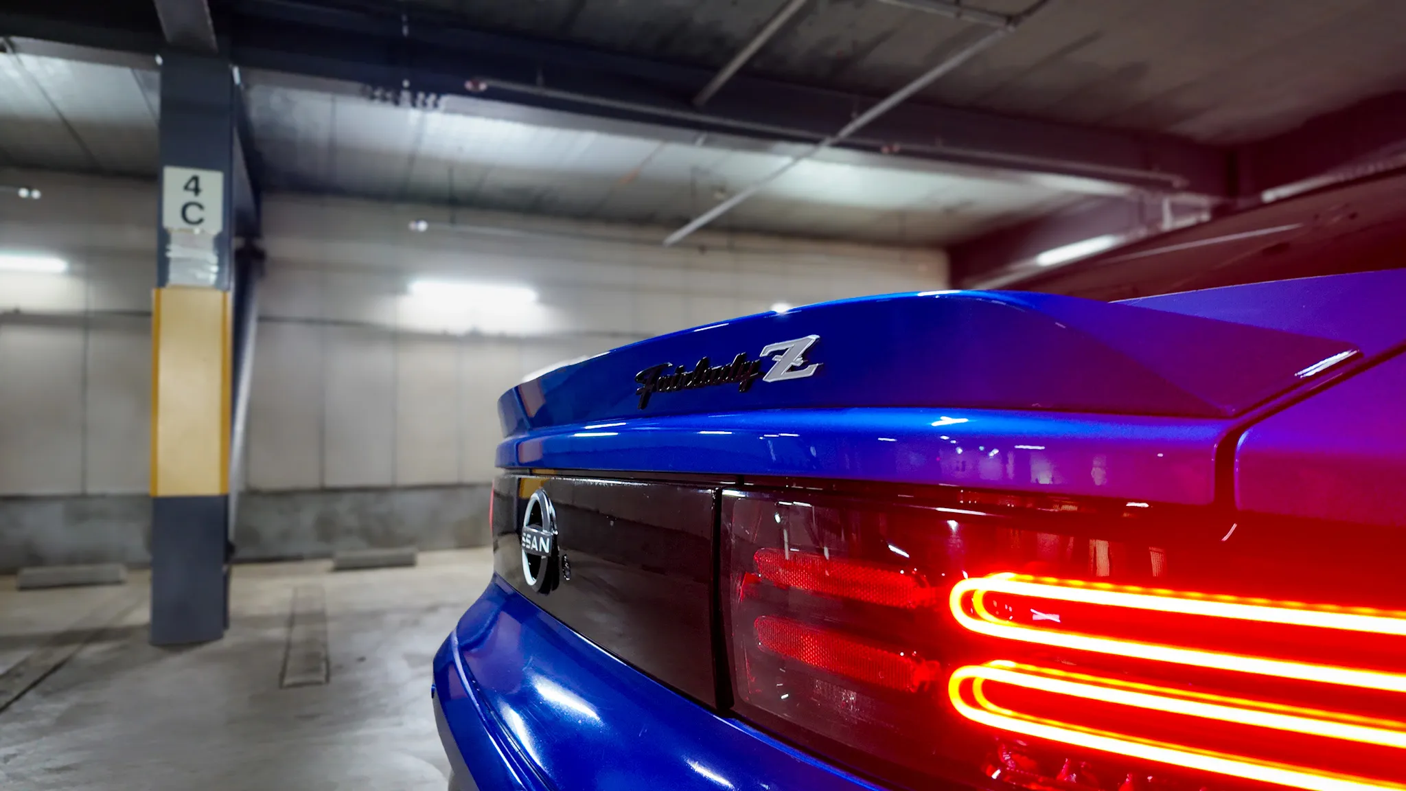 Nissan Fairlady Z RZ34 | 6MT Twin-Turbo - JDM Rental Japan