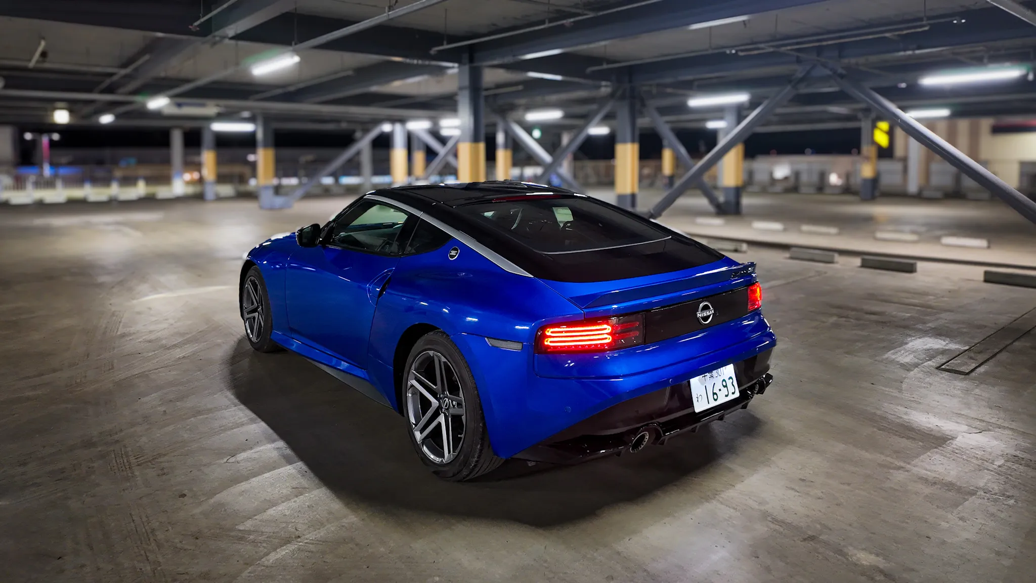 Nissan Fairlady Z RZ34 | 6MT Twin-Turbo - JDM Rental Japan